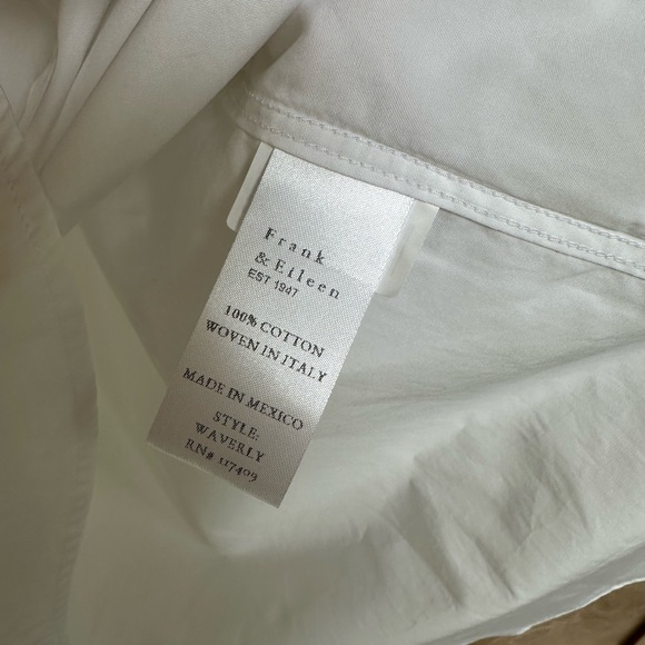 Frank & Eileen Waverly Button Down Superluxe Shirt in White, size XL - Picture 6 of 9